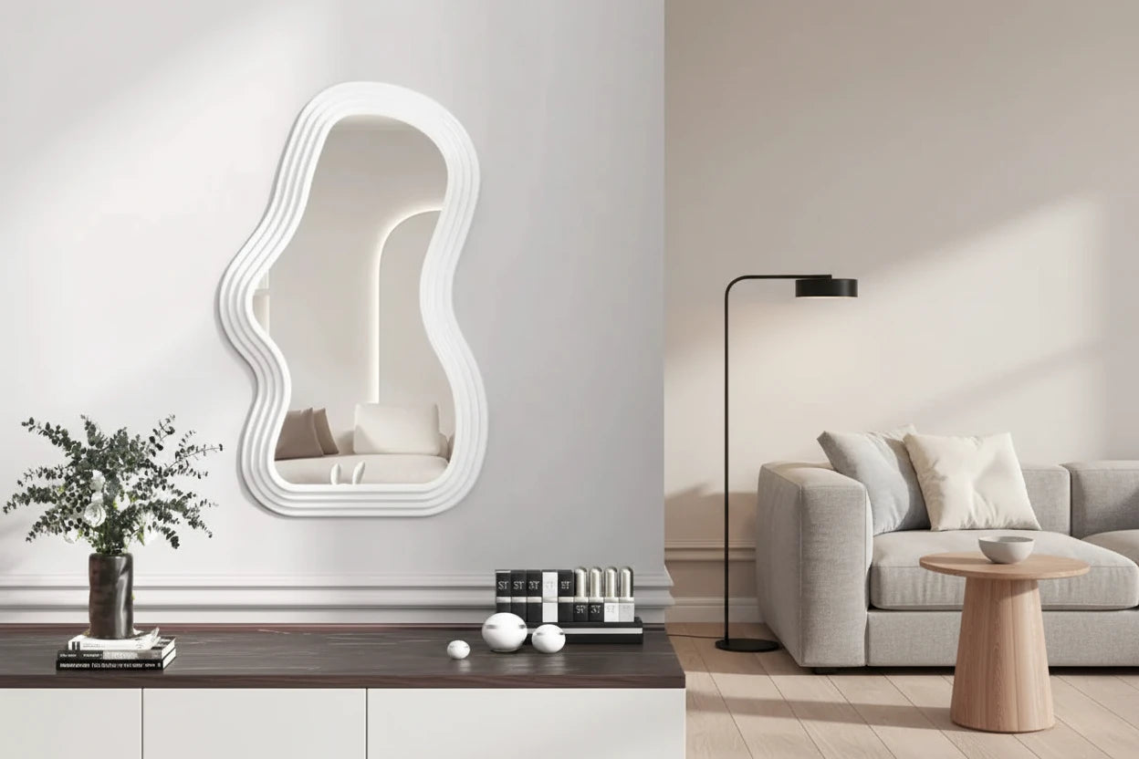 Cloud Curve Mirror